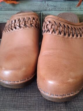 White Mountain Tan Woven Leather Slip-On Clogs